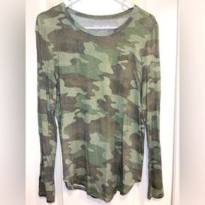 Mudd long sleeve camo print shirt